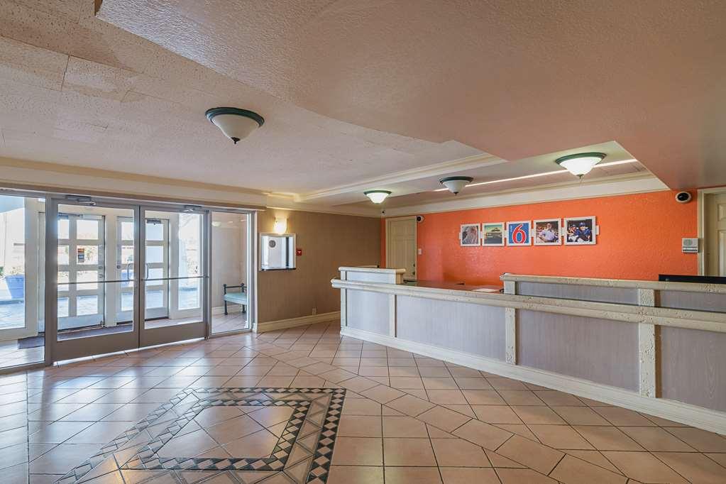 Hotel 6-grand Prairie, Tx - Interstate 30